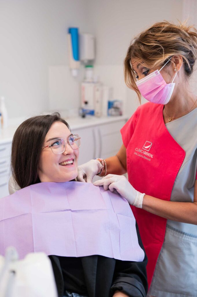 estética dental en Puertollano, carillas dentales en Puertollano, blanqueamiento en Puertollano, diseño digital de sonrisa en Puertollano, gingivectomía en Puertollano.